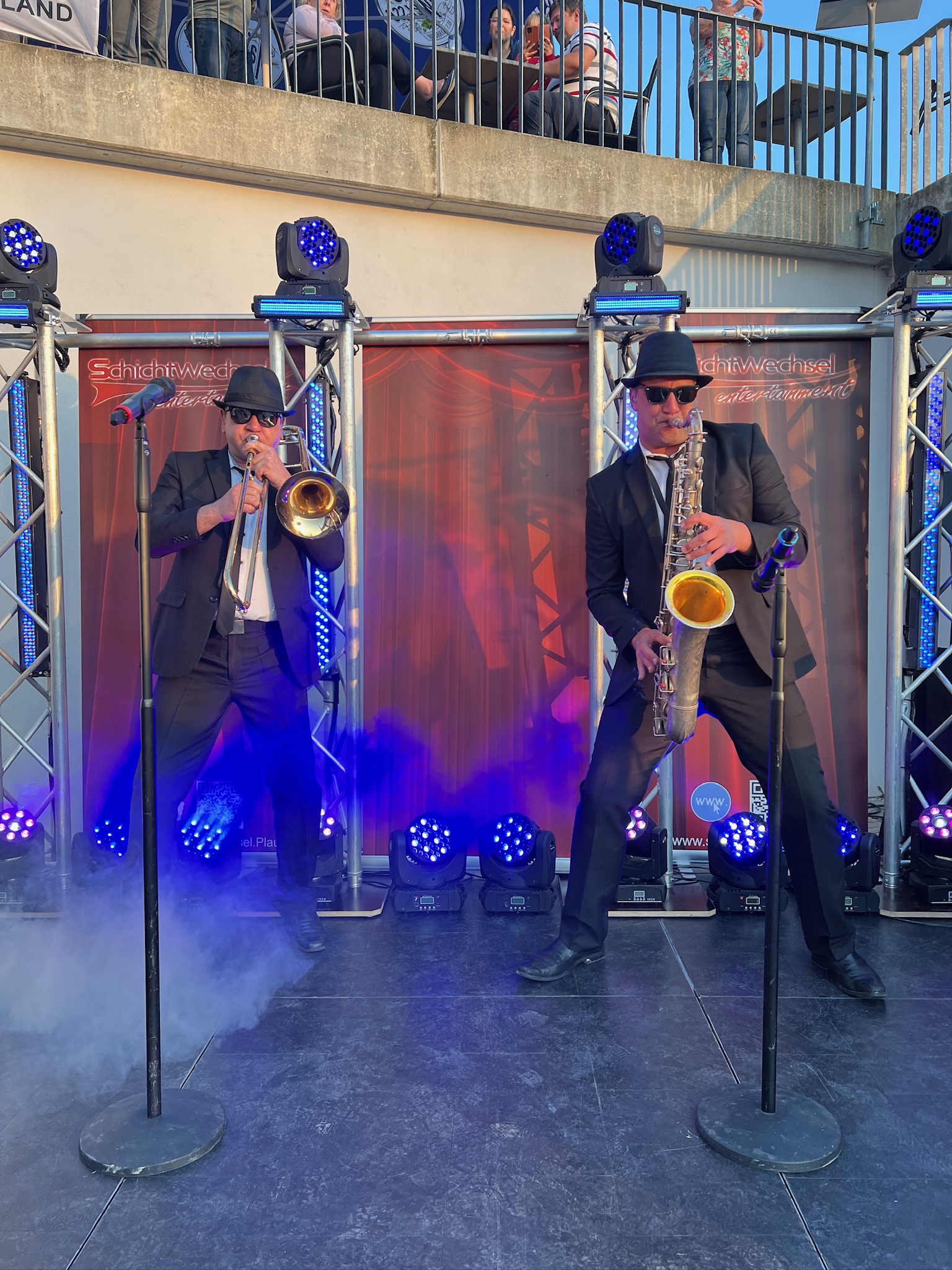 Schichtwechsel – Posaune und Saxophon live auf der Bühne